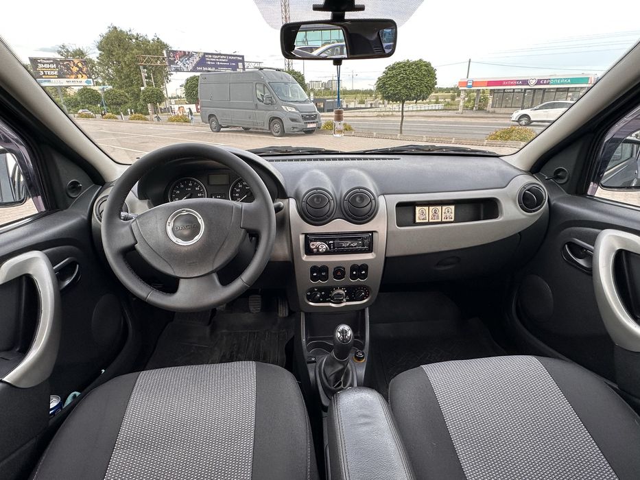 Dacia logan 1.4 один власник