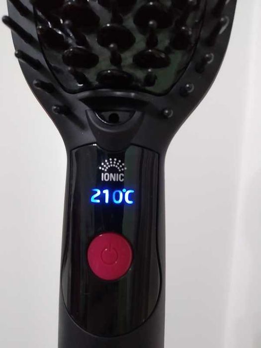 Escova Alisadora de Cabelo Rowenta INSTANT STRAIGHT