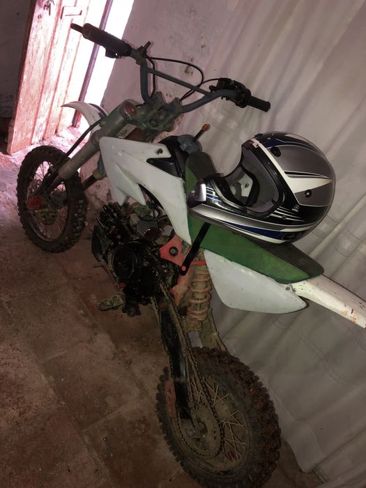 Vendo mota 125cc é so dar ao pedal e seguir