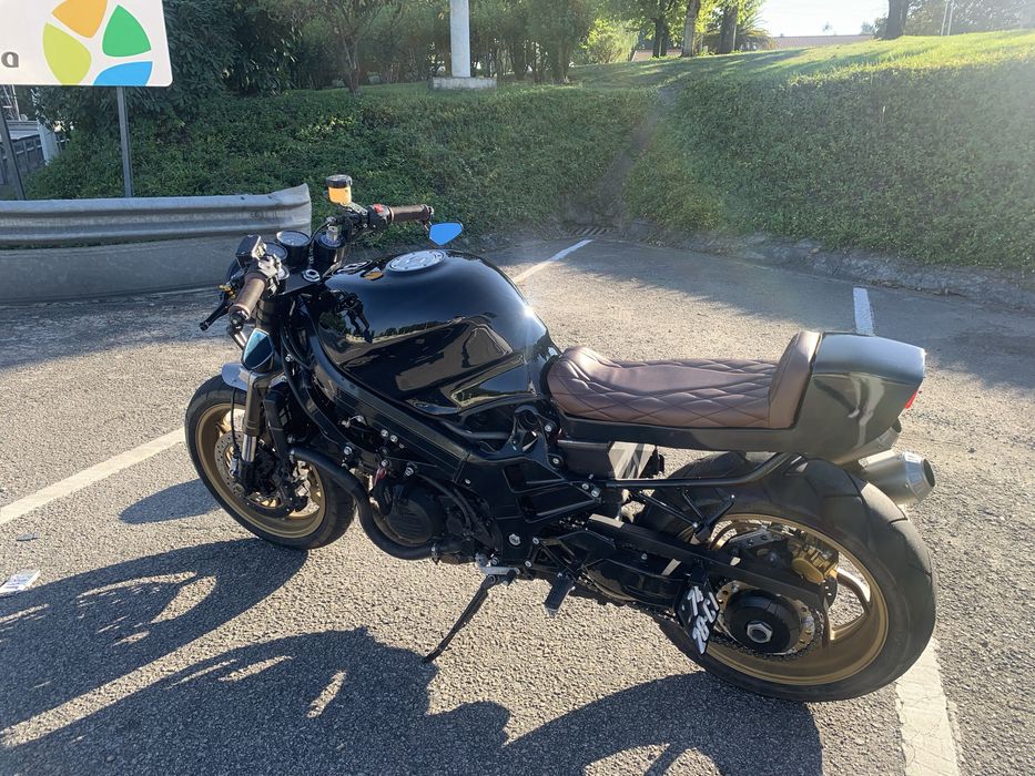 Honda VFR 750 pouco utilizada