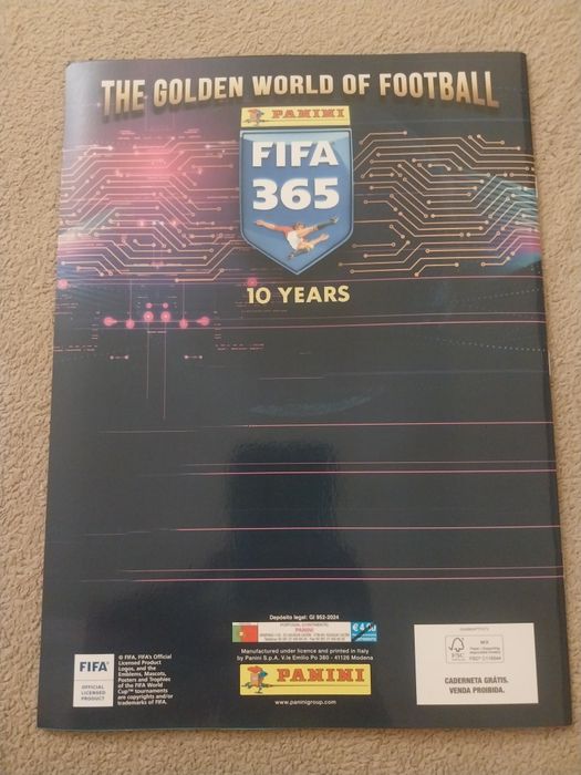 Caderneta vazia Fifa 365  de 2025