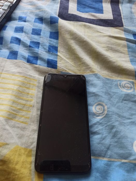 Телефоны на детали.Ш
лейфы, разъемы,камеры, динамики, кабеля,АКБ,платы