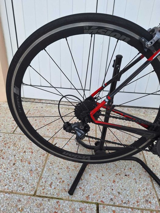 Focus Cayo L – Quadro partido (carbono) – Ideal para Peças | Ultegra