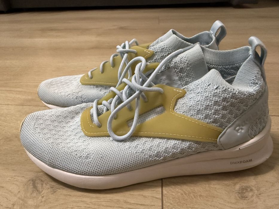 Женские кросовки Reebok 37,5