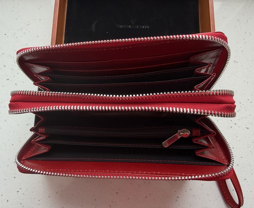Кожаный кошелёк VIP COLLECTION