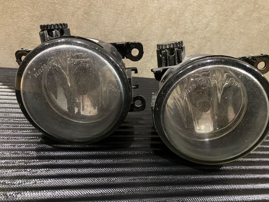 Противотуманні фари Mitsubishi Outlander 1