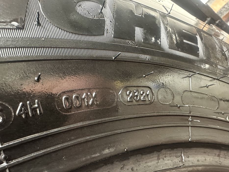 Шина 15.5/80 R24 Michelin Power CL