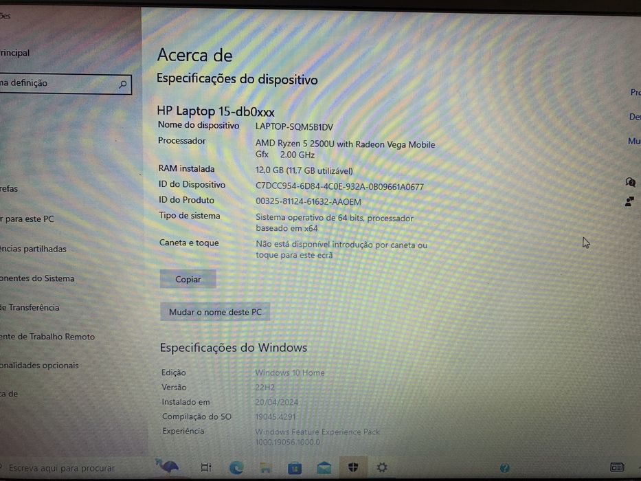 HP Computer with Ryzen 5, 12 GB, 256 GB SSD64741323610755122