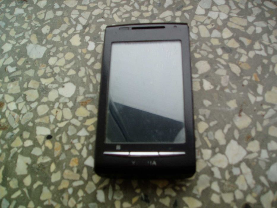 Соні Еріксон E15l