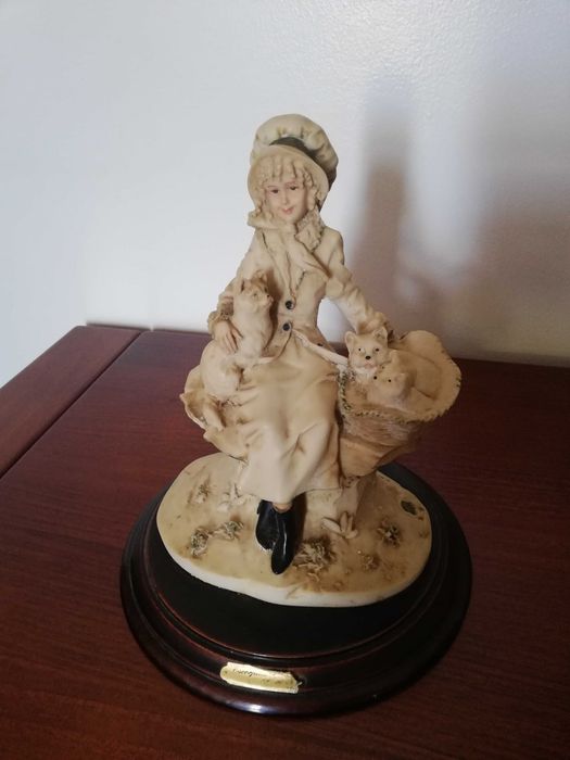 New Marble Figurine426077067947560961