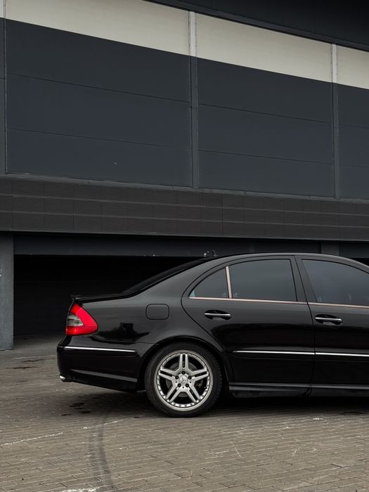 Продам Mercedes-Benz e320