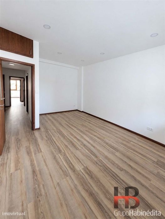 Apartamento T2 Arrendamento em Paranhos,Porto