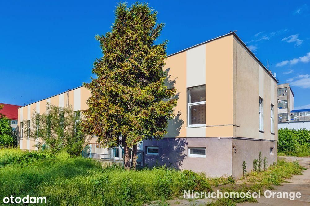 Duża działka z budynkiem