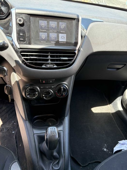 Peças Peugeot 208 Fase 2 1.2 VTI 82