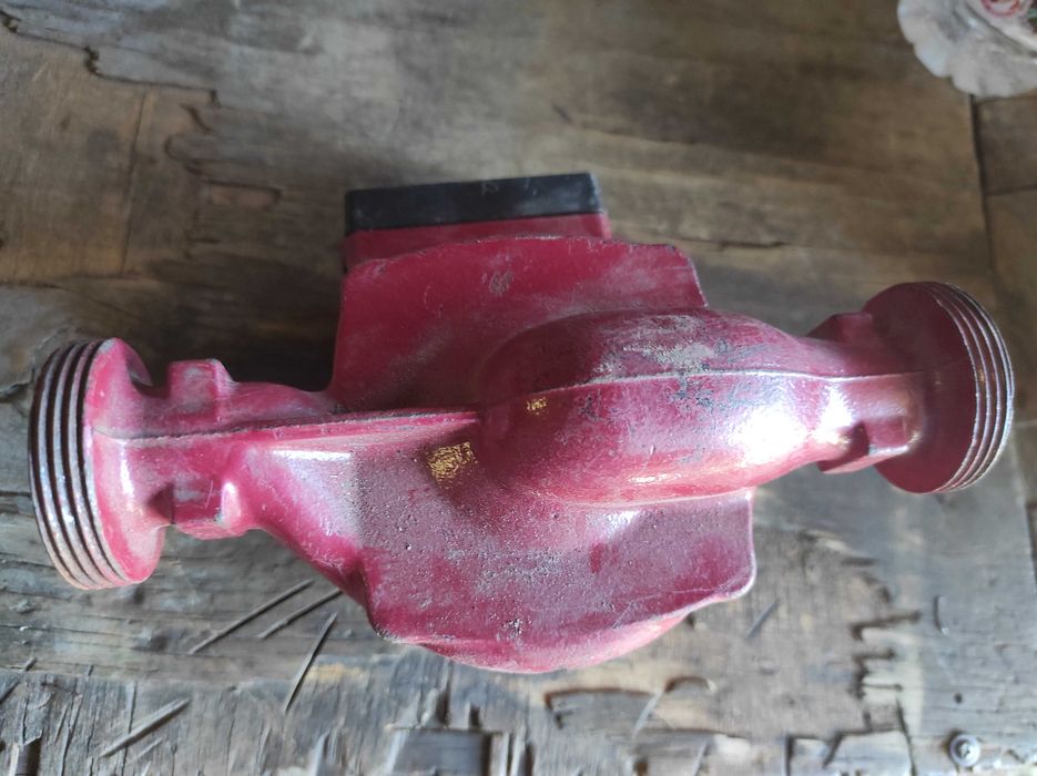 Насос Grundfos 25-40 180