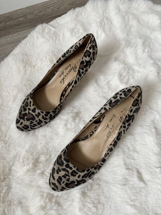 Czółenka damskie szpilki w panterkę 38