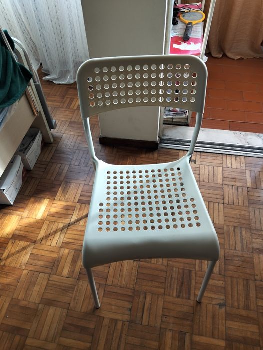 4 cadeira do  plactico