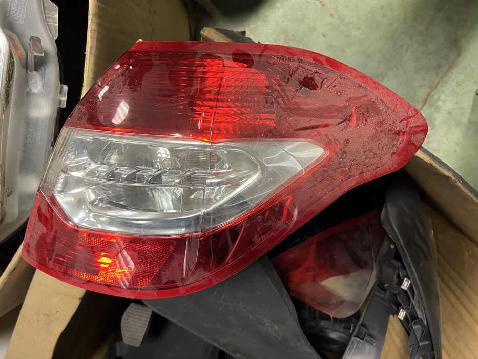 Farois, farolins, volante e quadrante Citröen C4