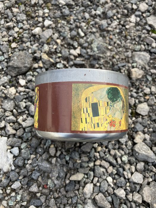 Świeczka w puszce pojemniku Różne zapachy