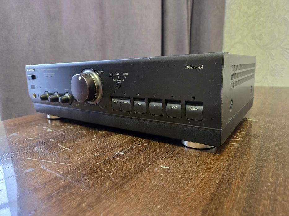 Підсилювач звуку "Technics  SU-A700" працюючий,  в гарному стані