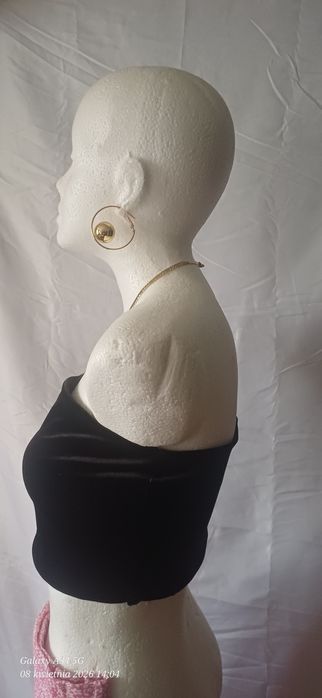 Top damski M/L czarny welurowy bandeau Stradivarius