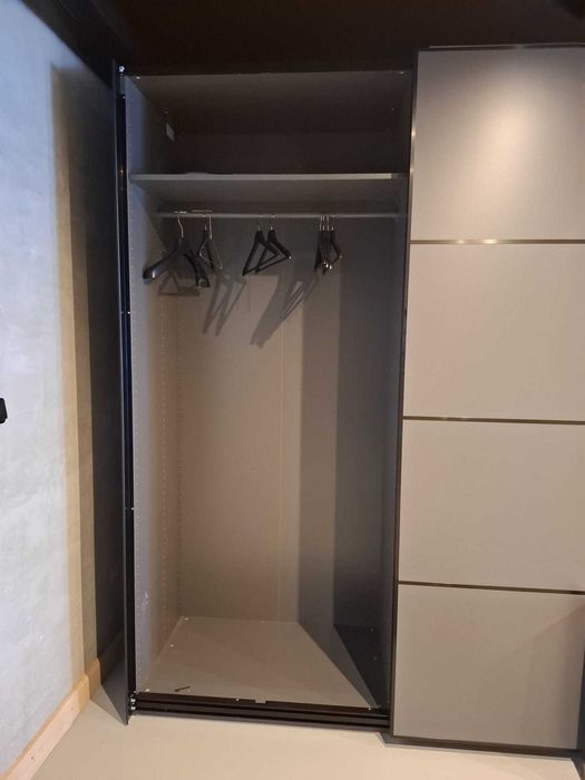 Szafa IKEA PAX – duży zestaw, ciemny szary jak nowa – Kraków