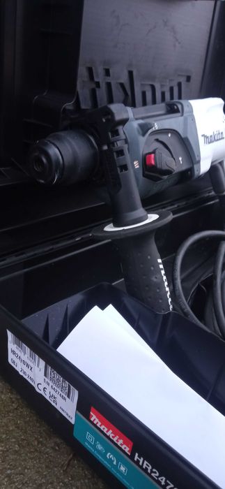 MAKITA HR2470 Młotowiertarka SDS 780w 230v 2,4j Udaru
