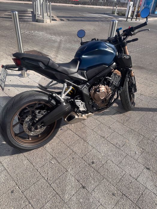 Honda CB 650R 21