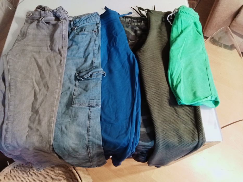 Calças 11/12 em om estado