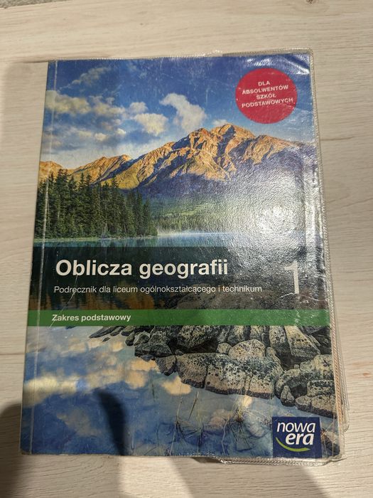 Ksiazka z geografii do klasy 1