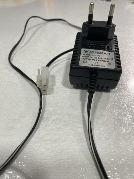 Зарядний пристрій,  адаптер для  іграшка для дистанційного керування