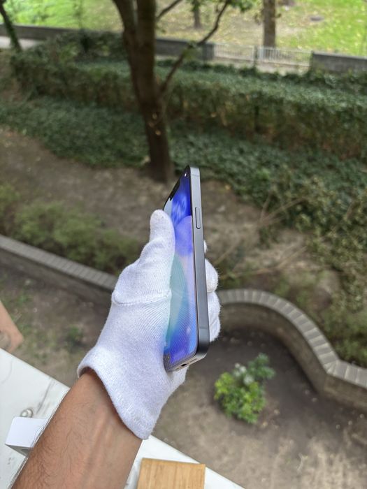 Iphone 17 E NOWY