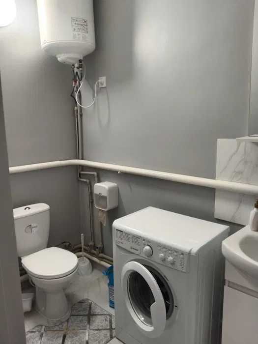 (13) Продам 2-рівневий будинок в с. Радісне