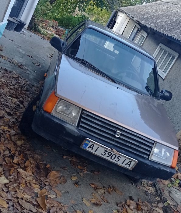 Продам Таврію на ходу.