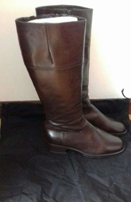 Botas de pele castanha Aldo