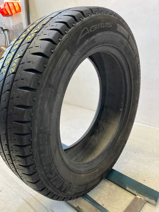 1x 195/65R16C Michelin Agilis + 104/102R 8PR OM9