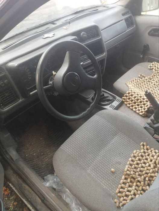 Ford sierra 1998 року