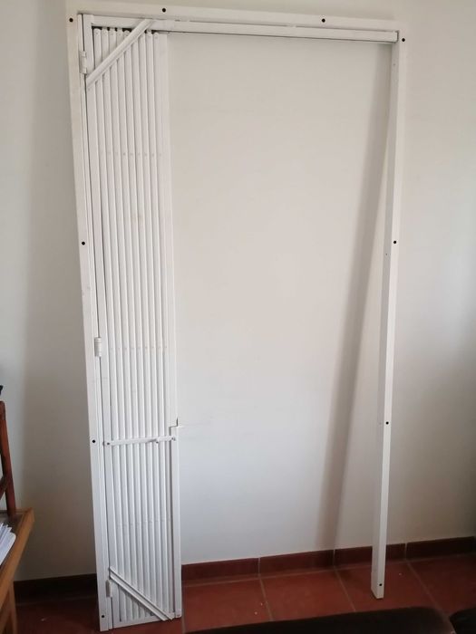 Lagarta de porta/equipamentos e ferramentas