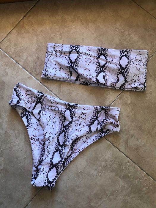 Conjunto de Biquini novo cai-cai 38