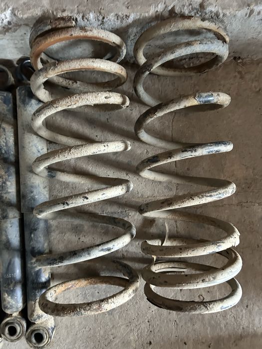 Підвіска на Нісан Патрол Y61