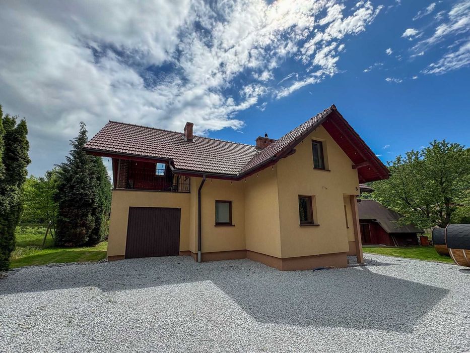 Górska willa z panoramą –Twój azyl nad Jeziorem Żywieckim-120 zł/osoba Góry, jezioro i sauna — wyjątkowe domki na panieńskie oraz weekendowy relaks