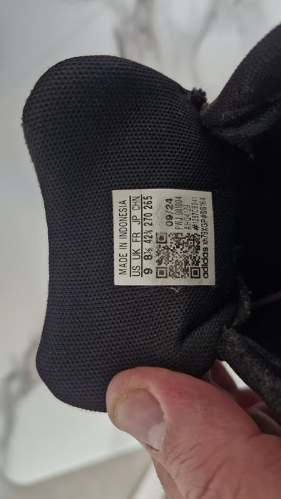 Чоловічі кросівки Adidas.Розмір 42.5