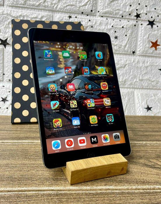 Планшет Apple iPad Mini