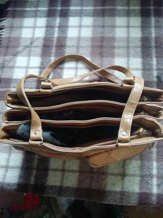 torebki skórzane damskie  na suwaki