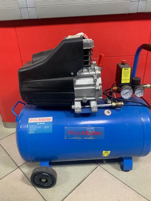 Воздушний компрессор BauMaster