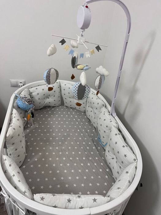 Мобіль в дитяче ліжечко