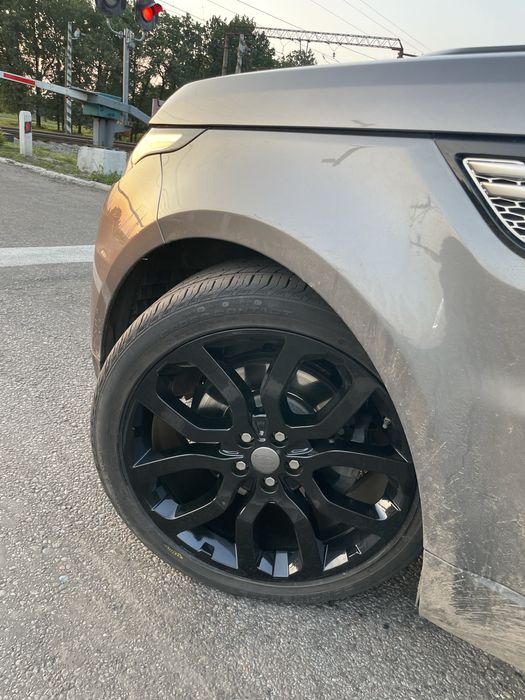 Оригинальные диски R22 для Range Rover 4шт + шины continental