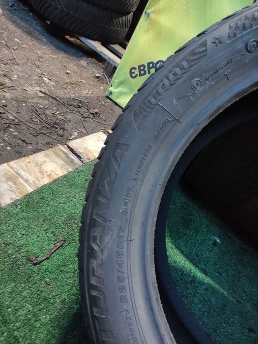 Шини Bridgestone Turanza T-001 225/45R17 Комплект Літні Нові Оригінал