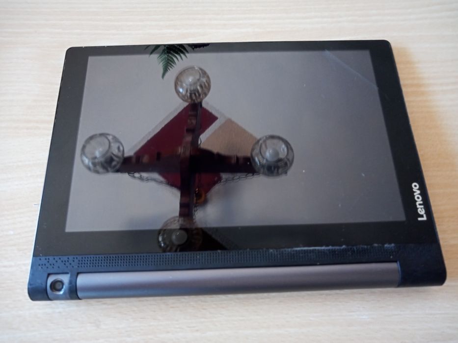 Sprzedam tablet Lenovo yt3-x50f