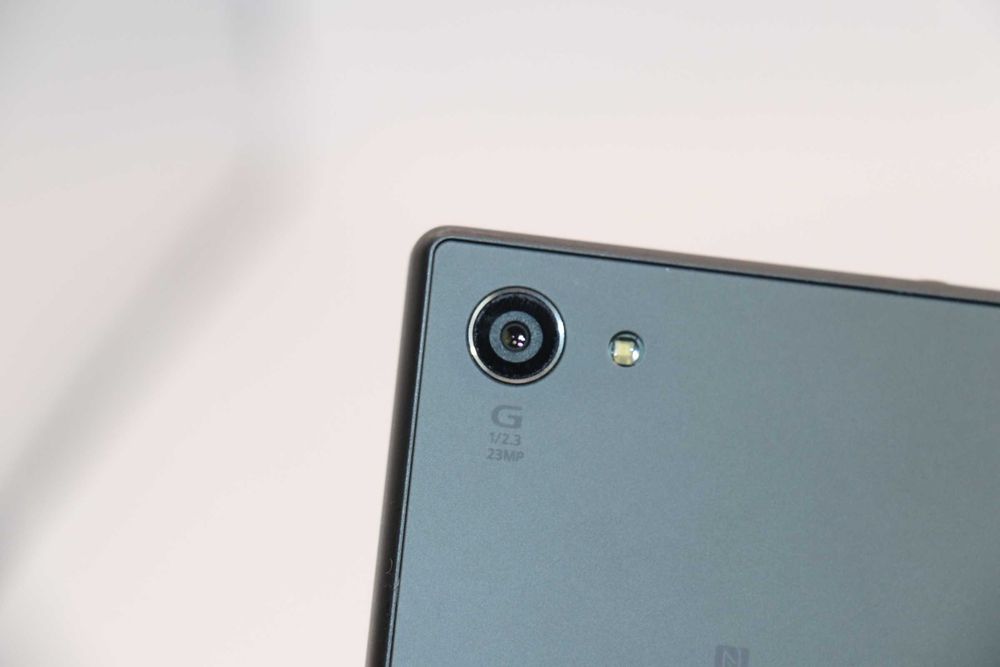 Sony Xperia Z5 compact 32GB E5823 Graphite Black,  стан Нового!